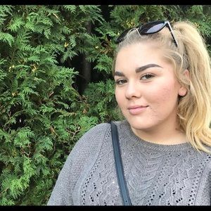 Meet your Posher, Gabi